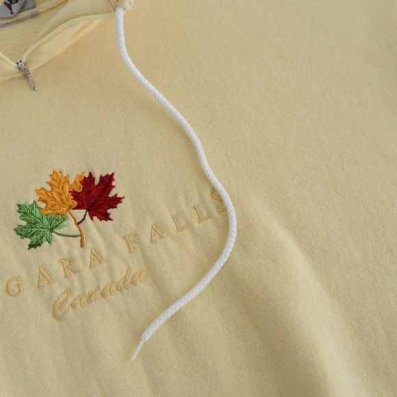 Vintage Sportsman Pastel Yellow Embroidered Niagara Falls Canada Leaf Pullover S - Picture 10 of 11